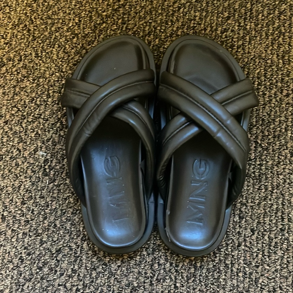 Mango Slides